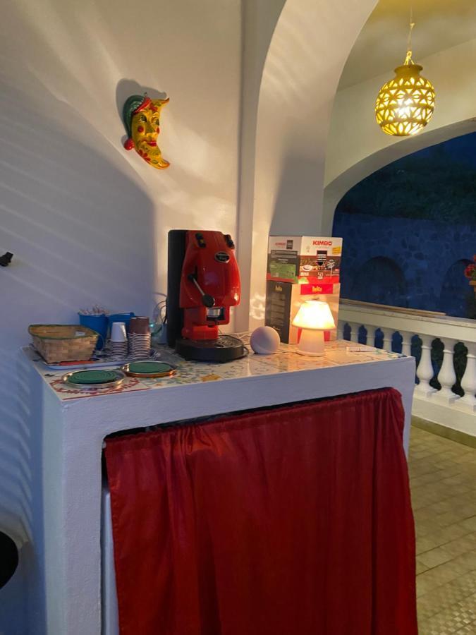 Villa Martina Suite Apartament Lacco Ameno  Ngoại thất bức ảnh